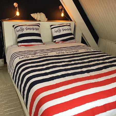 Prázdninový dům Maison Spacieuse Avec Jardin Et Feu De Bois Et Parking Gratuit Pour 3 Voiture *